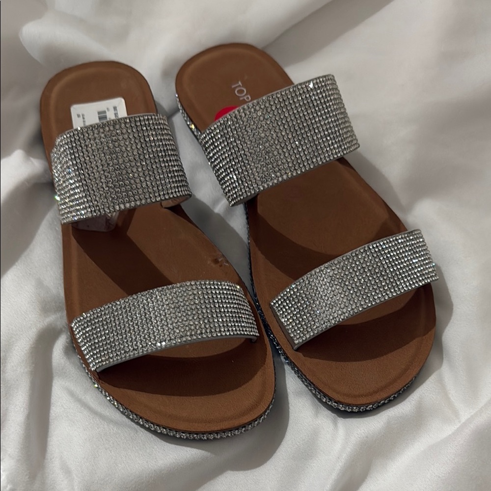 FINAL PRICE Ladies Glittering Silver Slide Sandals. 6.5. NEW